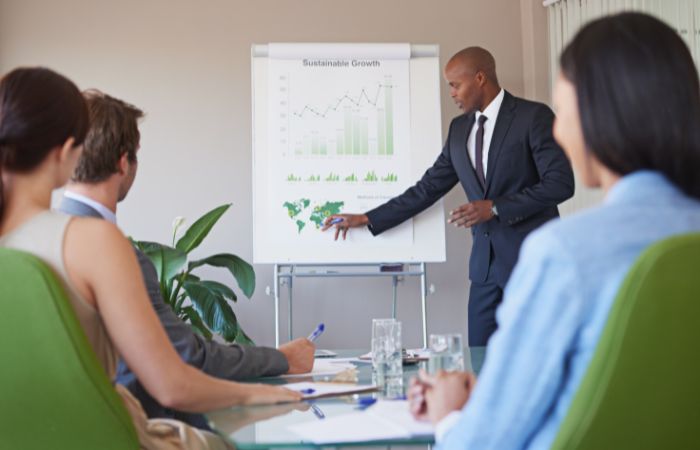 "La sostenibilità nel settore elettrotecnico: Strategie, policy e strumenti per imprese responsabili"