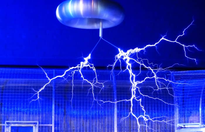 Requisiti basilari per la protezione dei componenti sensibili alle cariche elettrostatiche (Electrostatic Discharge – ESD)